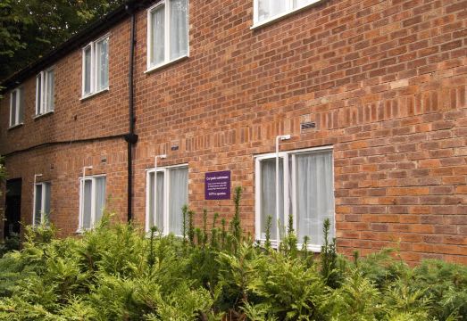 프리미어 인 위럴 차일더 손턴 위치