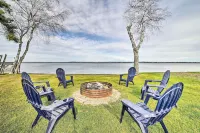 Houghton Lake Cottage w/ New Private Deck! - Wifi