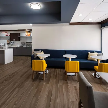 Comfort Inn & Suites Fishers - Indianapolis