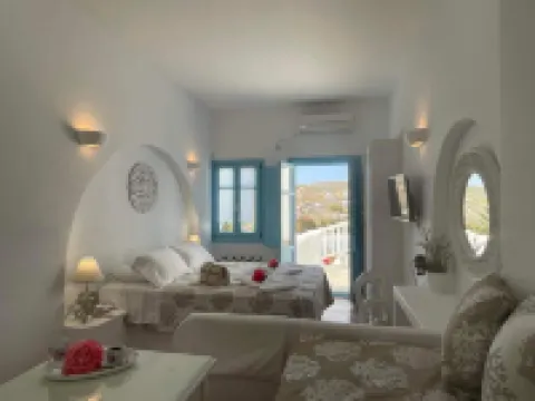 Folegandros Apartments - parking