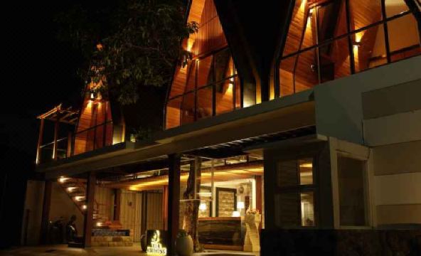 Mitra Guest House - Housity