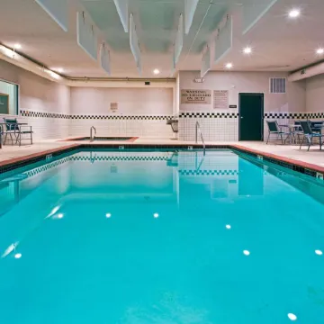 Country Inn & Suites by Radisson, Effingham, IL