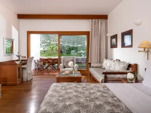 Elounda Beach Hotel & Villas, a Member of the Leading Hotels of the World