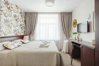 Art Hotel Bohema, Klaipėda Hotels near Klaipėdos Šv. kankinių Veros, Nadeždos ir Liubovės bei jų motinos Sofijos cerkvė