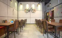 Artz Hotel Hotels in Panarung