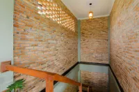 Bua Guest House فنادق في Deli Serdang Regency