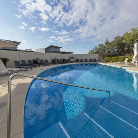 Elysia Wellness Retreat