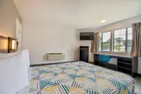 Motel 6 Marina, CA - Monterey - 2-Star