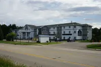 River Hills Hotel- Mankato