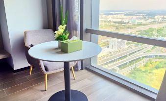 Baichen Midland Hotel (Nanning East Railway Station)