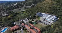 Pinares Panorama Suites, Spa & Convention Center Hotels in 