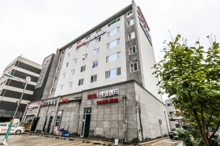 Boryeong Island Hotel