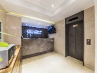 Win Hotel Các khách sạn gần Bảo tàng Olympic