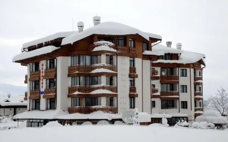 Elegant Lux Hotel Отели в г. Банско