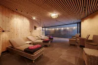 Hotel Appartement Roggal Hotels in Lech