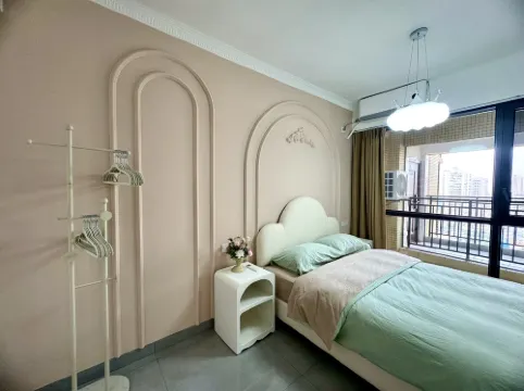 拾柒舍小時代公寓（擁軍路分店）