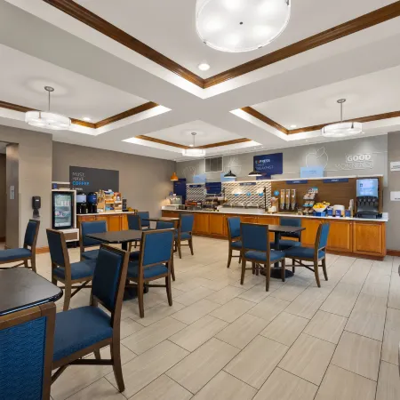 Holiday Inn Express & Suites LIMON I-70 (EX 359) by IHG