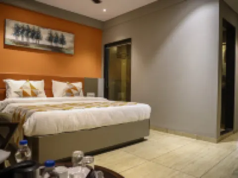 Hotel Avalon Hotéis em Surat