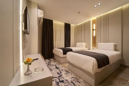 Pyramids Charm Hotel