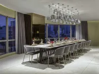 Novotel Suites Manila at Acqua
