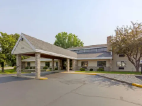 Quality Inn Hotels in Oshkosh