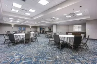 Embassy Suites by Hilton Indianapolis Downtown - Bữa sáng
