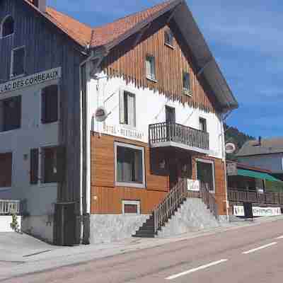 Hotel du lac des Corbeaux Hotel Exterior