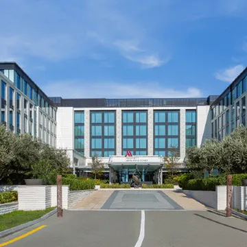 Baku Marriott Hotel Boulevard Отели рядом с достопримечательностью «Крепость Рамана»