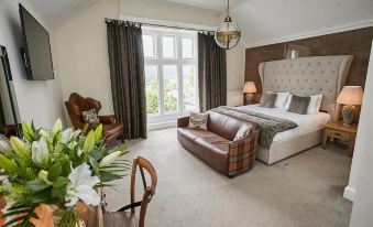 Lakes Hotel & Spa