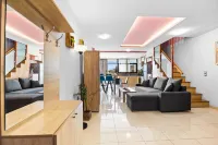 Emmanouel Maisonette near the Sea