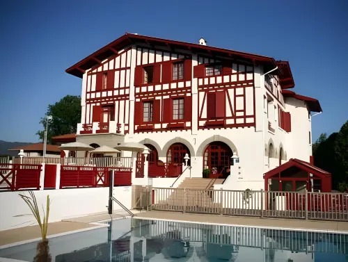 Hôtel & Résidence Vacances Bleues Orhoïtza Hotels in Hendaye