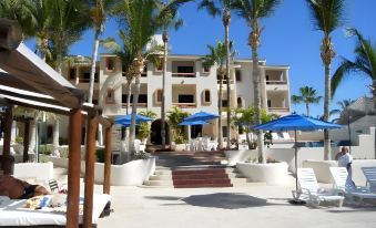 Park Royal Homestay Los Cabos