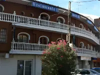 Hotel la Curva Hôtels à : Peligros