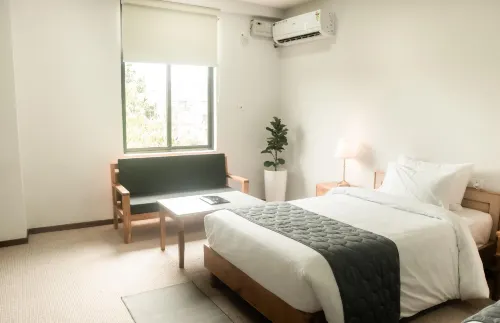 THE HIMBS HOTEL