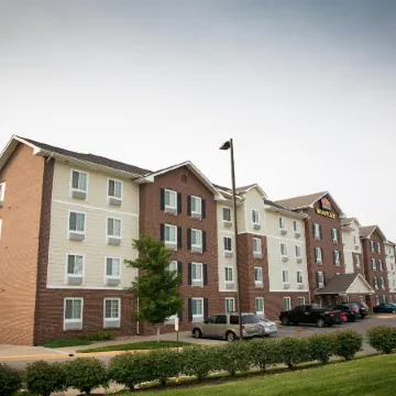 WoodSpring Suites Kansas City Lenexa