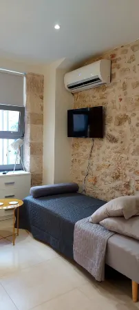 [Bracket]      Studio Отели в г. Ираклион