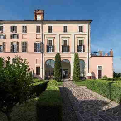 Privilège Castello di Villa Hotel Exterior