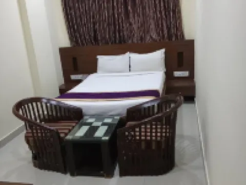 Hotel Shreya Hotels in Warangal