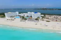 Sunset Royal Beach Resort - All Inclusive Hotels in Cancún