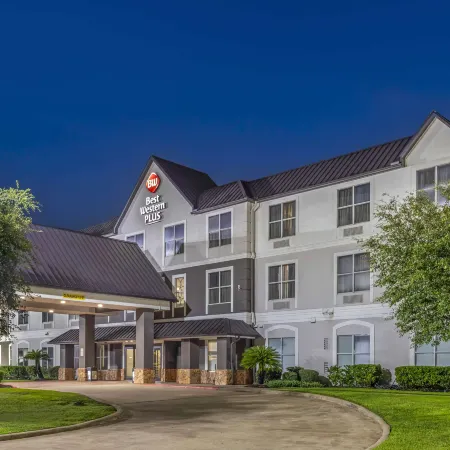 Best Western Plus Hobby Airport Inn  Suites