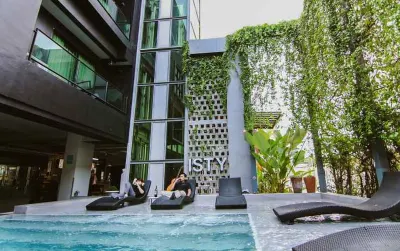 Isty Hotel