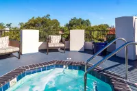 Coronado Beach Resort - Resorts