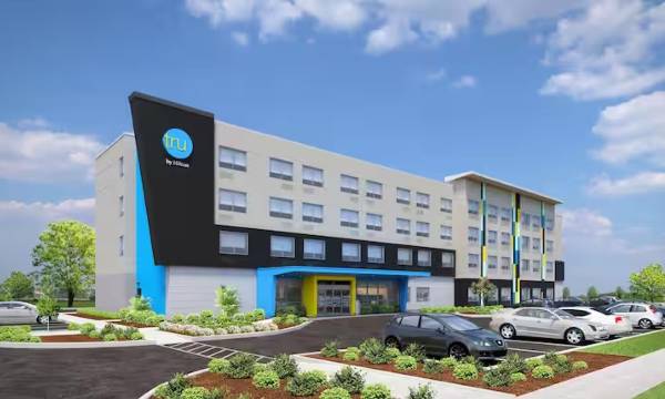 Tru by Hilton Phoenix Midtown
