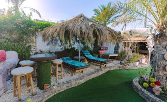 Surfers Lounge Dahab Lagoon with Swimming-Pool exclusive & private