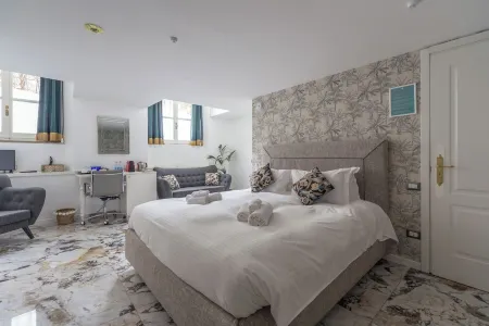 Duomo Smart Suites