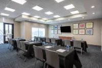 Holiday Inn Express & Suites GILBERT – MESA GATEWAY AIRPORT by IHG Hotels in Gilbert