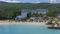 Adults Only, Hideaway at Royalton Blue Waters