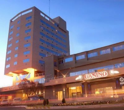 Hotel Tower Inn & Suites Hotel a 