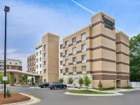 SpringHill Suites Raleigh Cary Hotele w: Cary