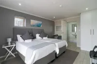 Phoenix Lodge and Waterside Accommodation